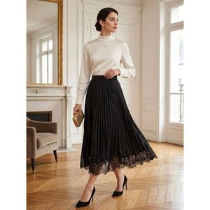 Momoshèro Black Pleated Lace Hem Midi Skirt Size XS